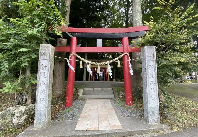 ⛩️ 아라야야마 신사 오쿠미야 (新屋山神社奥宮) 이미지 1